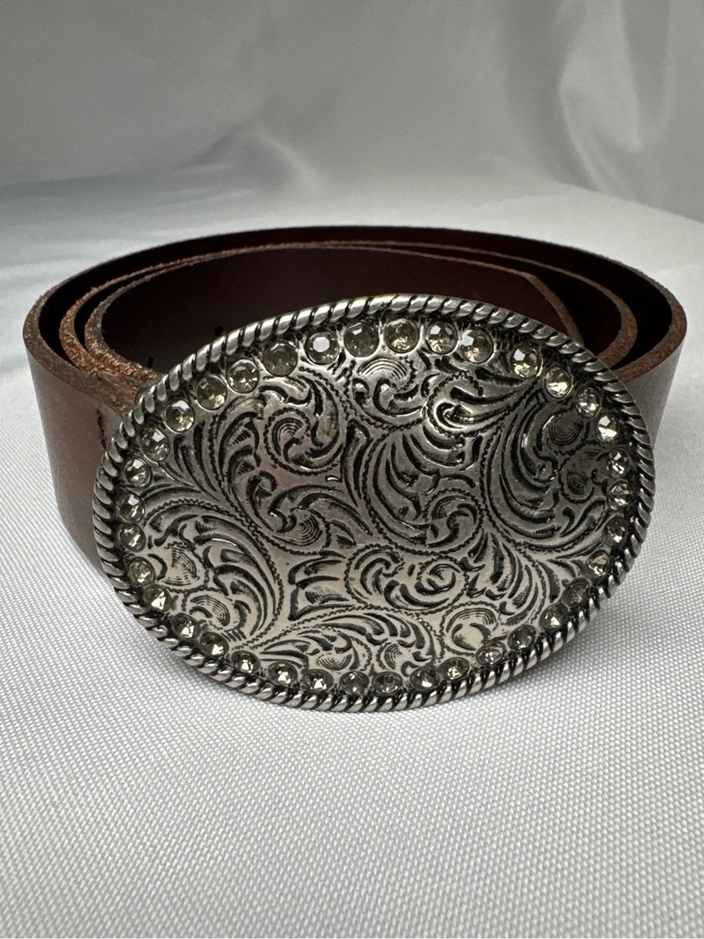 American Eagle AEO Women’s Brown Leather Belt Sz XS Oval Buckle Rhinestones